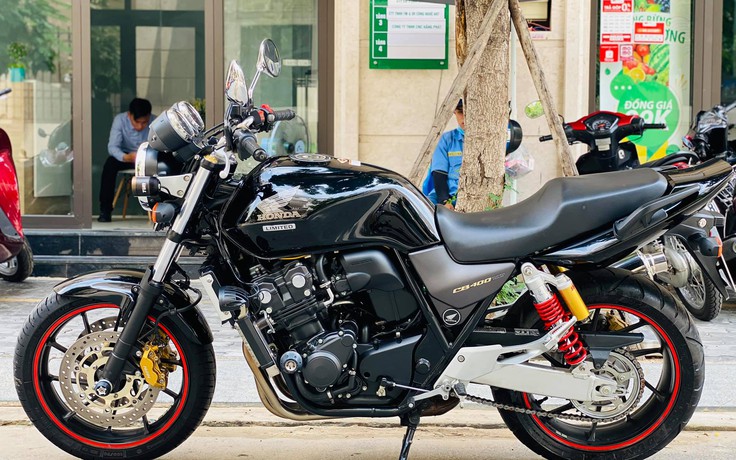 HONDA CB400 SUPER FOUR VTEC REVO  2015  BLACK  22413 km  details   Japanese used Motorcycles  GooBike English