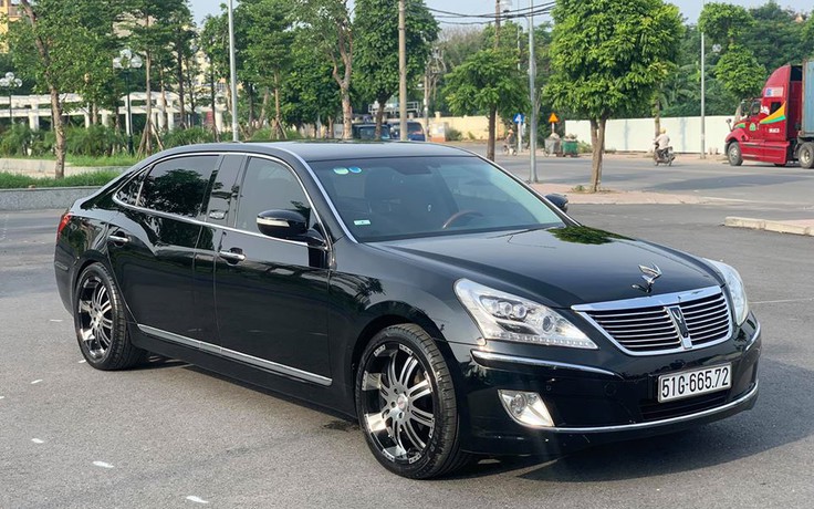 Xe hiếm Hyundai Equus Limousine mất giá 70% sau 9 năm sử dụng