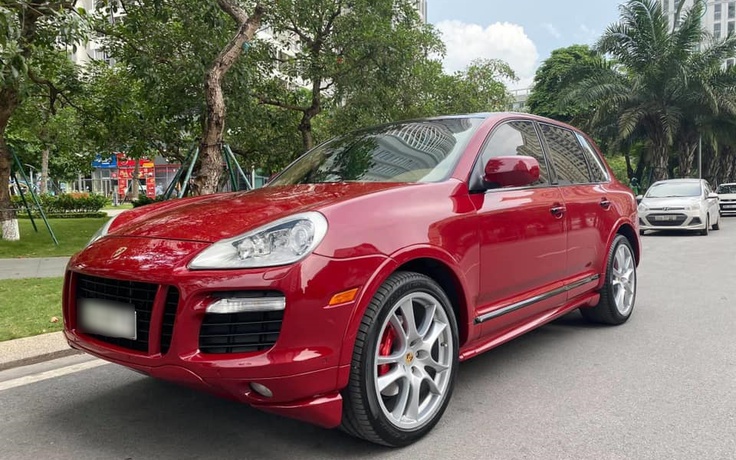 Porsche Cayenne GTS giá ngang Toyota Corolla Cross sau 10 năm sử dụng