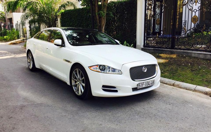 Jaguar XJL giá hơn 1,7 tỉ đồng sau 10 năm sử dụng