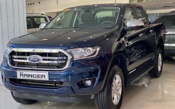 Ford Ranger giảm giá kỷ lục 100 triệu đồng