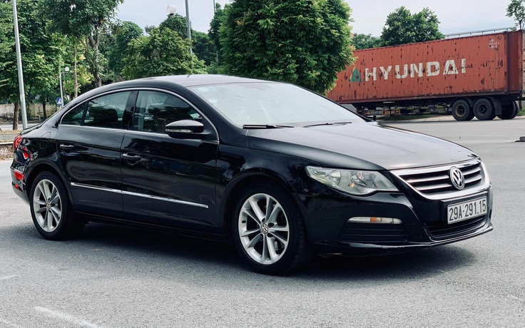 Volkswagen Passat CC 10 năm tuổi, giá ngang Hyundai i10 tại Việt Nam