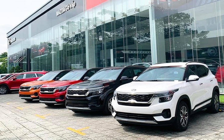 KIA Seltos bất ngờ bỏ xa doanh số Toyota Corolla Cross tại Việt Nam