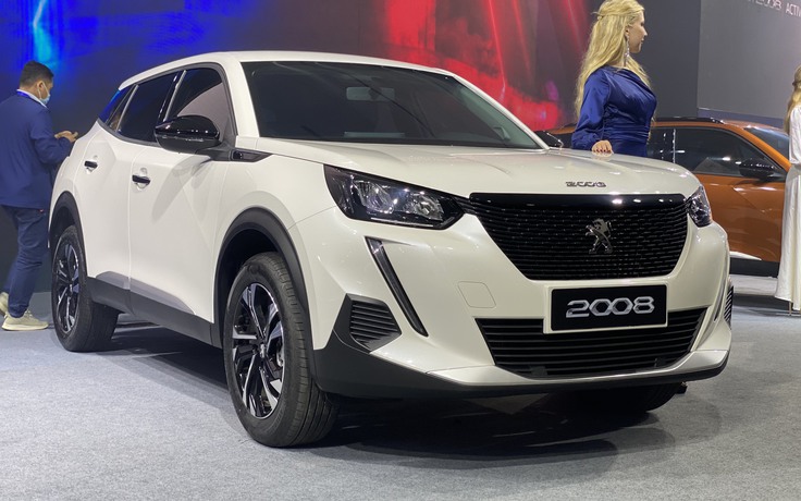 Peugeot 2008 2021 phiên bản Active giá 739 triệu đồng có gì?