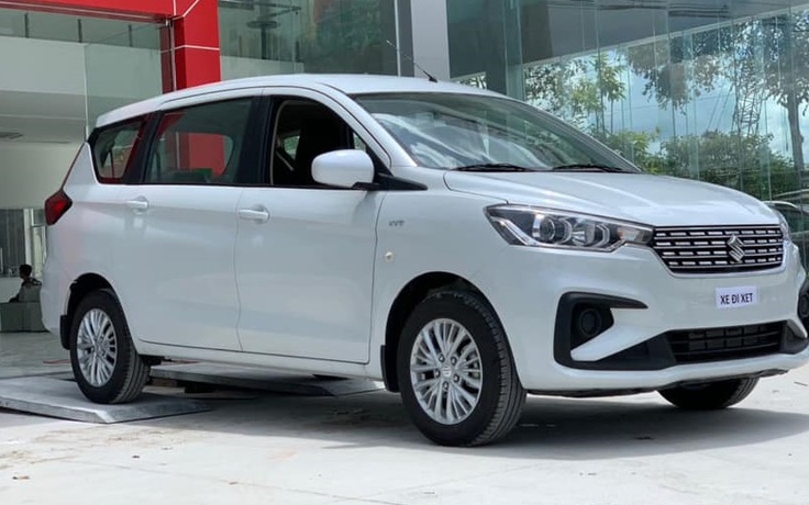 Suzuki Ertiga giảm giá kỷ lục tới 100 triệu đồng