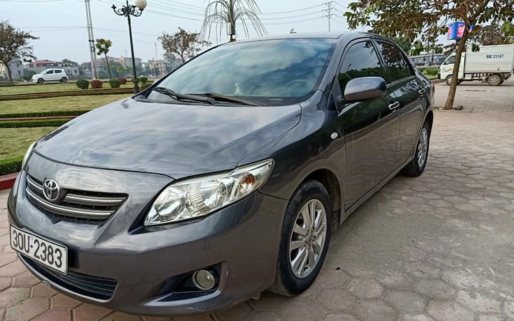 Toyota Corolla nhập từ Nhật Bản hiếm thấy tại Việt Nam