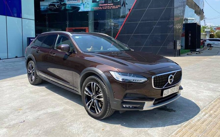 Xế lạ Volvo V90 Cross Country giá hơn 3 tỉ đồng tại Việt Nam