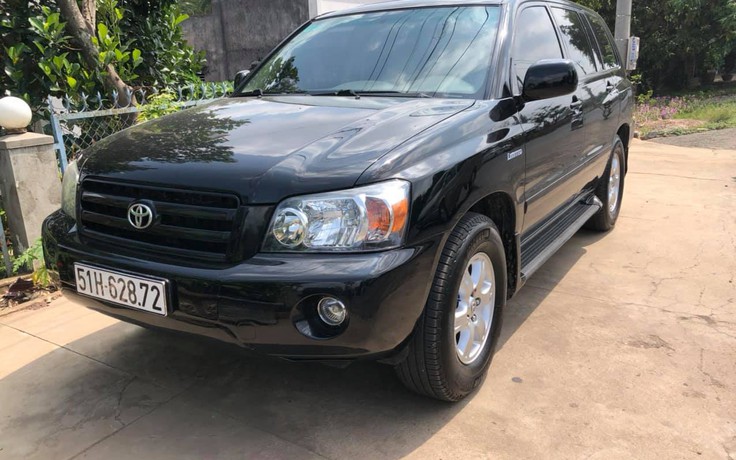 Toyota Highlander 2004 giá dưới 500 triệu đồng tại Việt Nam