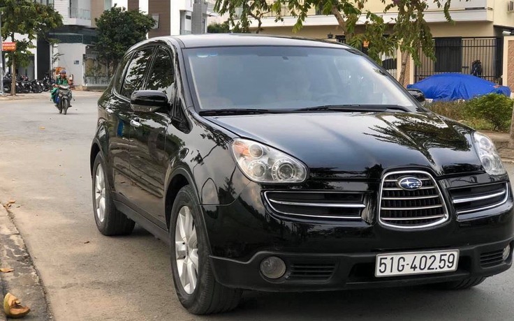 Xe 7 chỗ hàng hiếm Subaru Tribeca 16 năm tuổi tại Việt Nam