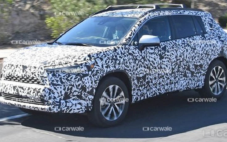 Bất ngờ Toyota Corolla Cross chạy thử tại Mỹ