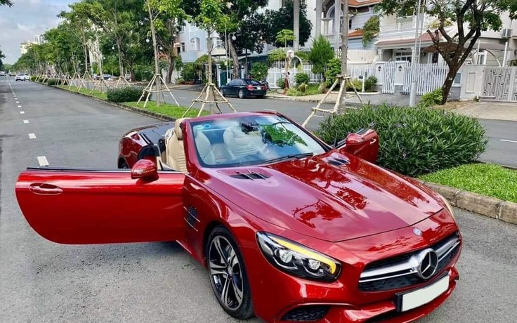 Mercedes SL400 dùng 5 năm, lỗ hơn một nửa