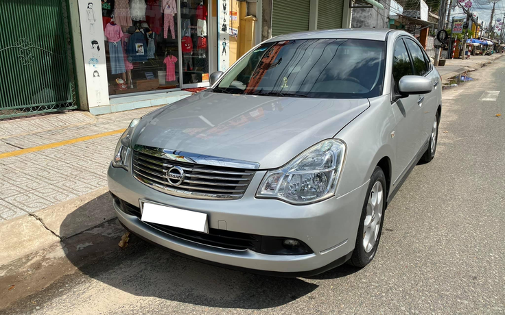 Nissan Bluebird 2009 - sedan hiếm gặp tại Việt Nam