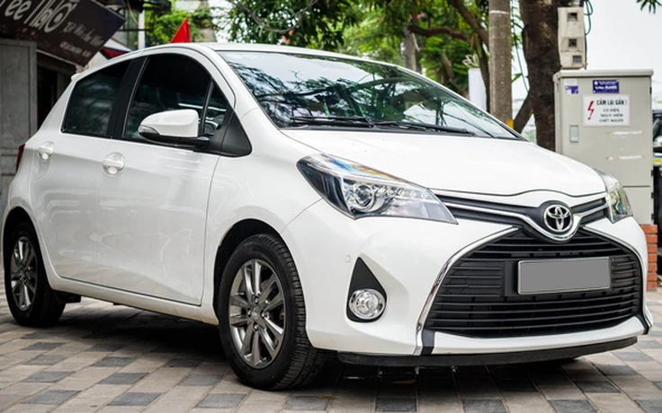 Toyota Yaris 2015 nhập từ Pháp về Việt Nam, giá 700 triệu đồng