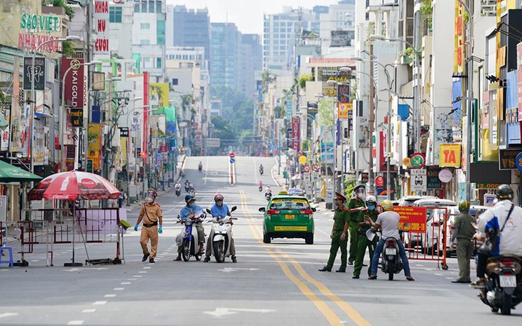 'TP.HCM và các tỉnh lân cận cần quyết tâm hơn để kiểm soát dịch trước 15.9'