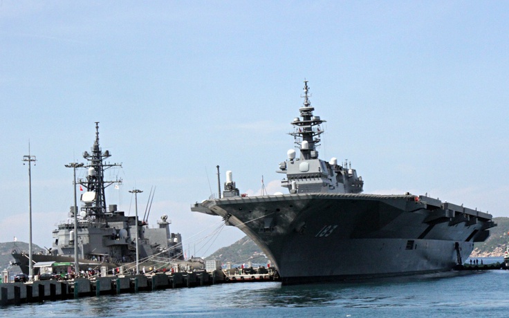 Hai tàu hộ vệ của Nhật Bản thăm Cảng quốc tế Cam Ranh