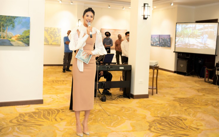 Hoa hậu Ngọc Hân bất ngờ đến Đà Lạt làm MC cho hội ngộ ‘Mây Đông Dương’