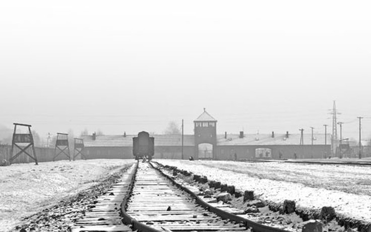 Người phanh phui sự thật về lò sát sinh Auschwitz