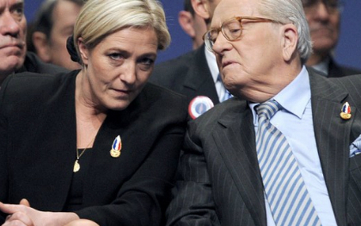 Ông Jean-Marie Le Pen 'tuyên chiến' với ái nữ