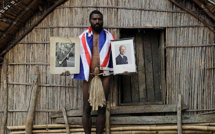 Kỳ quặc như tặng phẩm ngoại giao