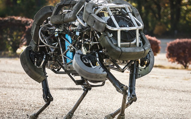 Cuộc đua tam mã chế tạo chiến binh robot