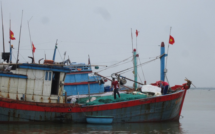 Ngư dân Cửa Việt vẫn vươn khơi sau khi bị tàu Trung Quốc quấy phá