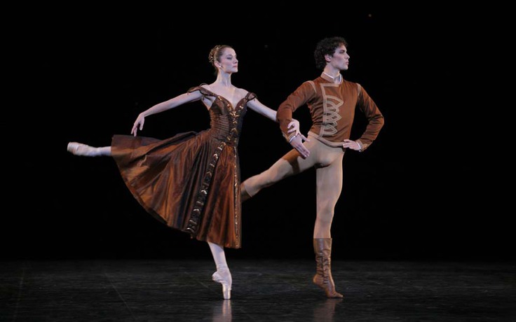 Ballet Pháp có quá sức công chúng Việt?