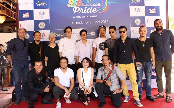 Noo Phước Thịnh hát ủng hộ người đồng tính