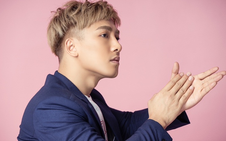 Châu Khải Phong giải thích việc livestream trên fanpage để 'dằn mặt' fan