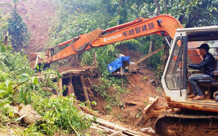 Giải tỏa 'đại bản doanh' thiếc tặc