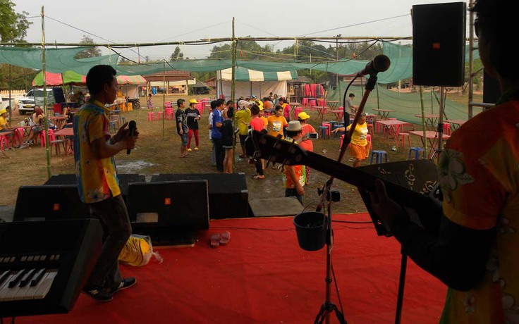 Tây hành mùa Songkran