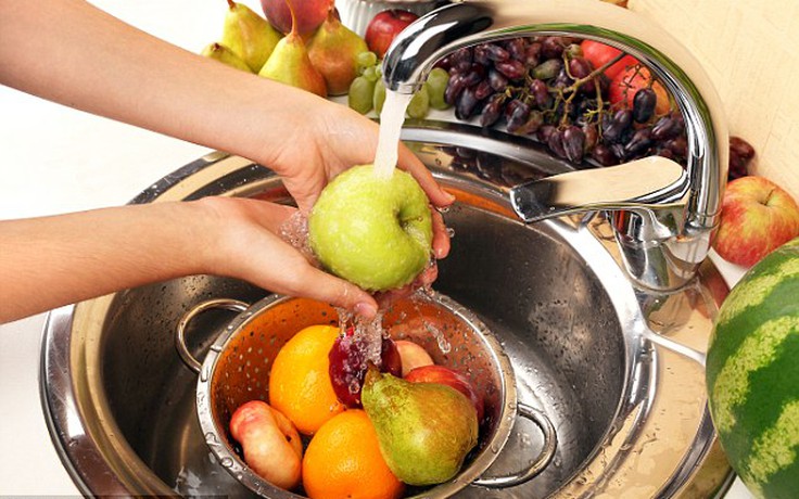 Thế nào là rửa sạch rau và trái cây đúng cách?
