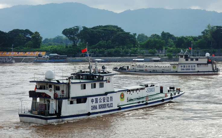 Pháo hạm Trung Quốc trên sông Mê Kông