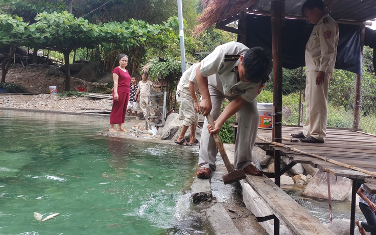 Ngăn khu du lịch lén lút cơi nới