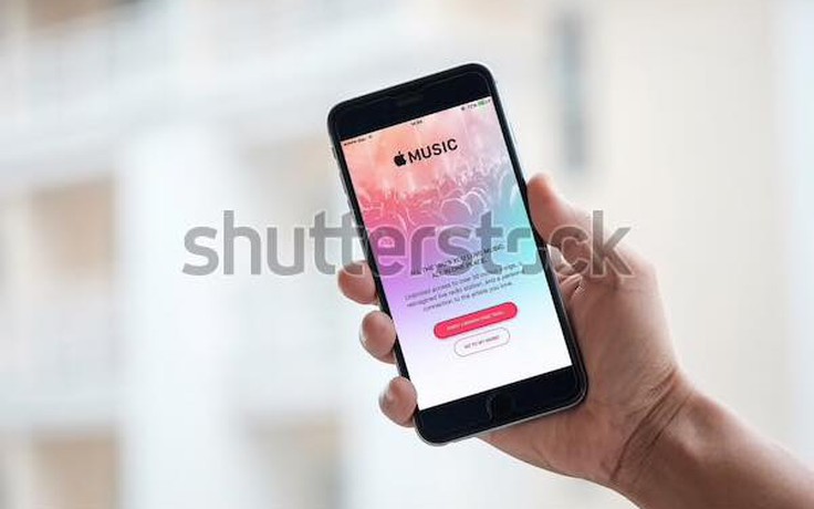 Nên chọn Spotify hay Apple Music?