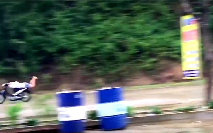 Quảng Nam: Các quái xế đua xe, lạng lách đánh võng rồi quay clip đăng lên TikTok