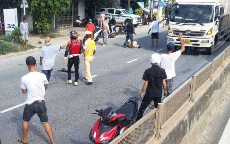 Quảng Nam: Bị yêu cầu dừng xe để kiểm tra, một thanh niên tông CSGT bị thương