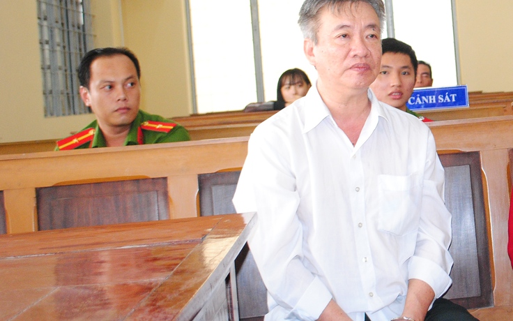 Nguyên Trưởng phòng Thanh tra Phòng chống tham nhũng được trả tự do tại tòa