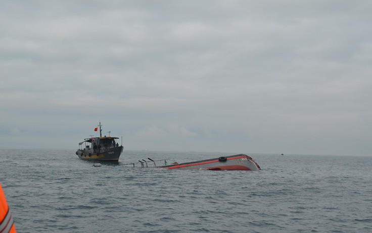 Cà Mau: Tìm thấy tàu cá mất tích và thi thể 3 ngư dân