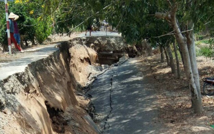 Cà Mau: Tuyến đường Co Xáng - Cơi 5 - Đá Bạc tiếp tục sụt lún