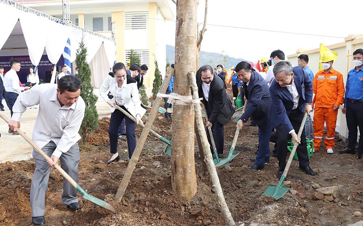 EVN khánh thành trường bán trú 15 tỉ đồng cho huyện Phong Thổ