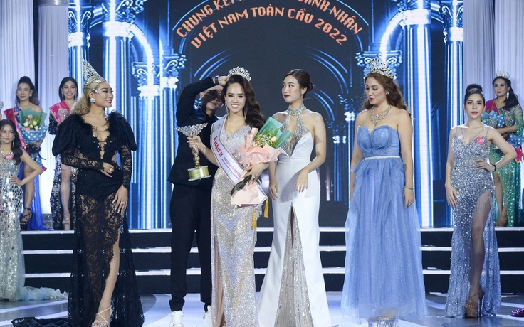 Lê Thị Hồng Thắm đăng quang Á hậu 2 cuộc thi HHDN VN Toàn cầu 2022