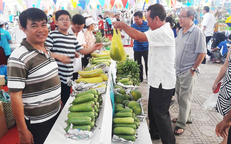 Phiên chợ nông sản Khánh Hòa 2017: Kết nối cung cầu cho người nông dân
