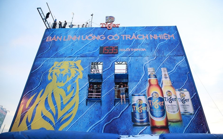 Độc đáo thông điệp ‘Uống có trách nhiệm’ của nhãn hàng Tiger Beer