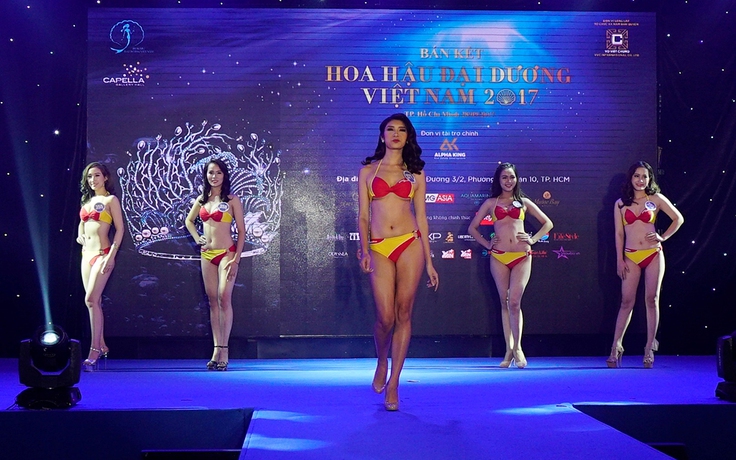 Bikini Vietjet ‘đốt nóng’ Hoa hậu Đại Dương 2017