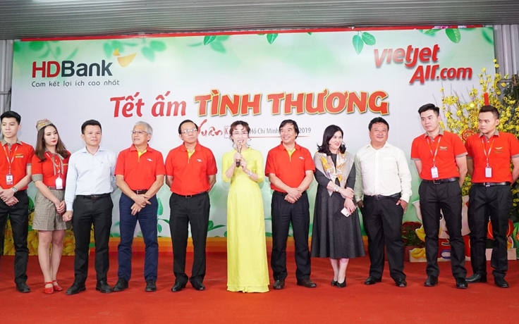 ‘Tết ấm tình thương’ của trẻ em làng SOS Gò Vấp (TP.HCM)