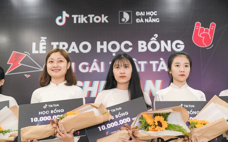 Những ‘nữ sinh thật tài’ của Đại học Đà Nẵng