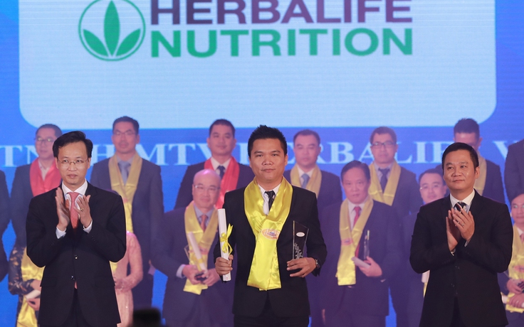 Herbalife tiếp tục nhận Giải thưởng Rồng Vàng năm 2019