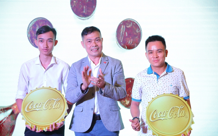 Lộ diện những ‘triệu phú vàng’ đầu tiên của Coca-Cola