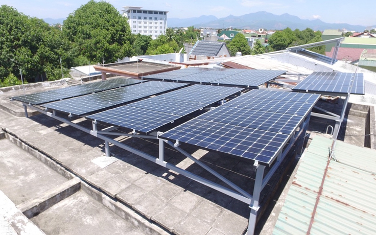 Nghiệm thu hệ thống điện mặt trời mái nhà do khách hàng đầu tư
