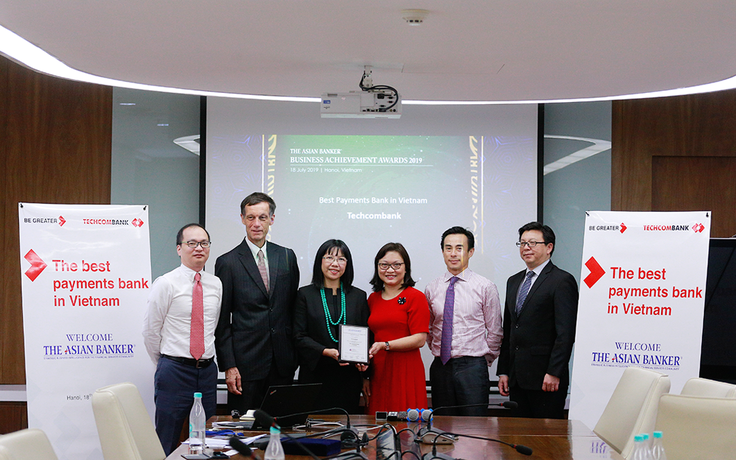 Techcombank đạt giải thưởng 'Ngân hàng cung cấp dịch vụ thanh toán tốt nhất Việt Nam 2019'